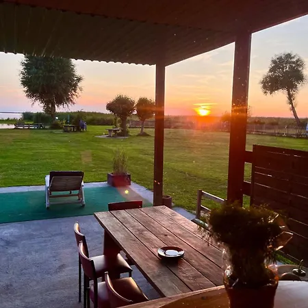 Nad Zalewem Szczecinskim Апартаменты *